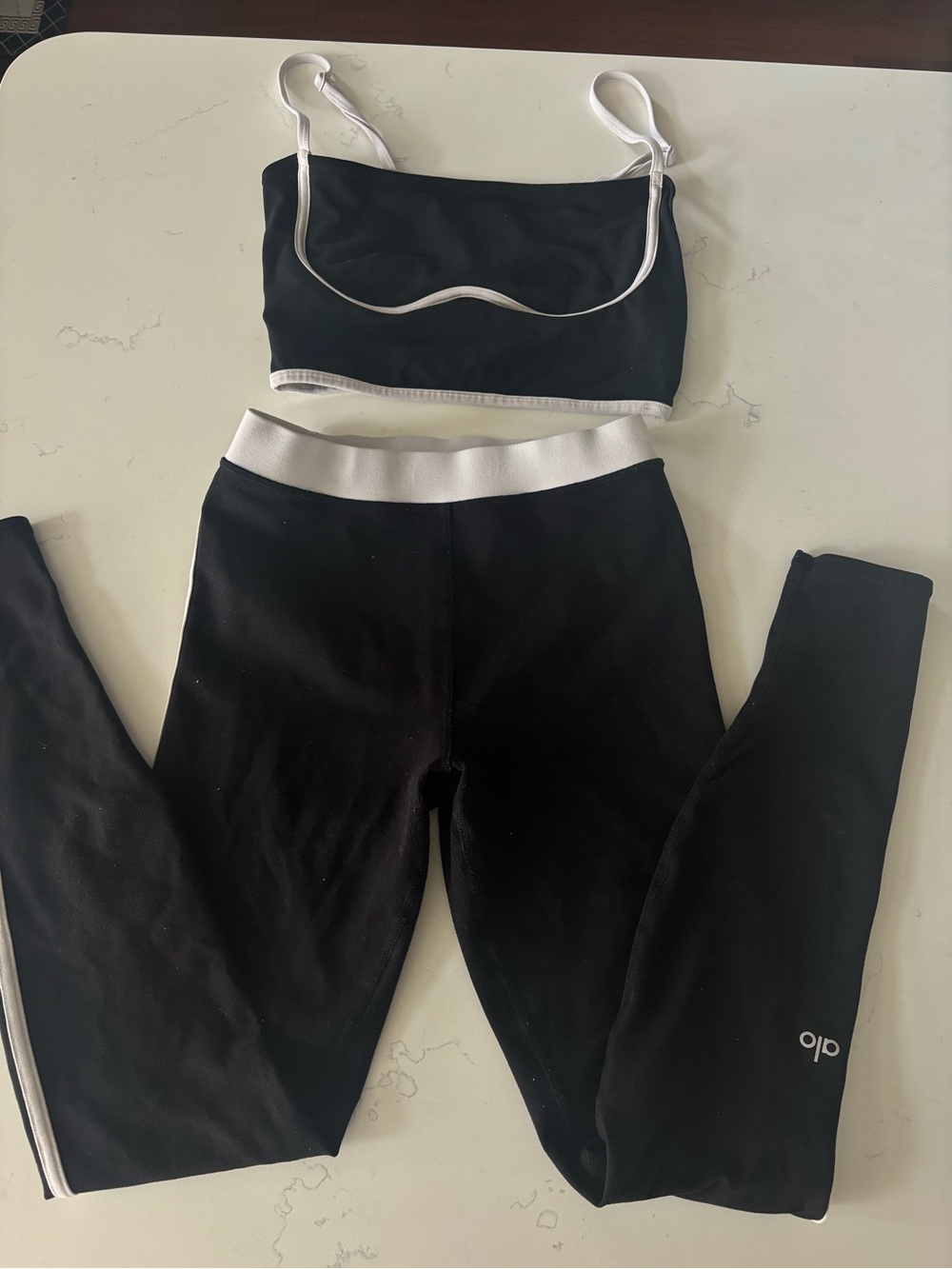 Alo Yoga airbrush black leggings and top with white side stripe set